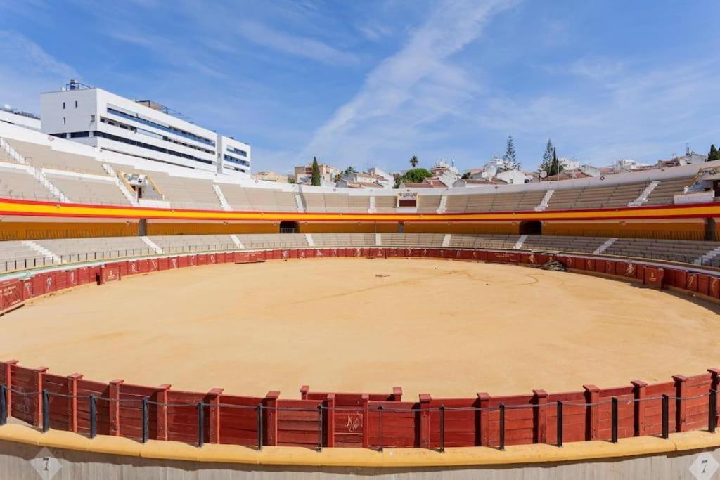 Vista Al Faro Apartment Estepona Ngoại thất bức ảnh