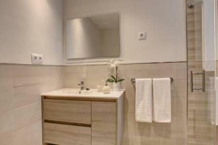 Vista Al Faro Apartment Estepona Ngoại thất bức ảnh