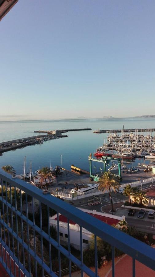 Vista Al Faro Apartment Estepona Ngoại thất bức ảnh